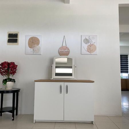 Cempaka Homestay Soga Perdana باتو باهات المظهر الخارجي الصورة